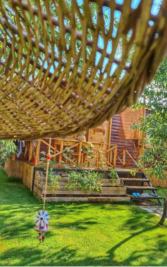 Derin Tas-Bungalow ダッチャ エクステリア 写真